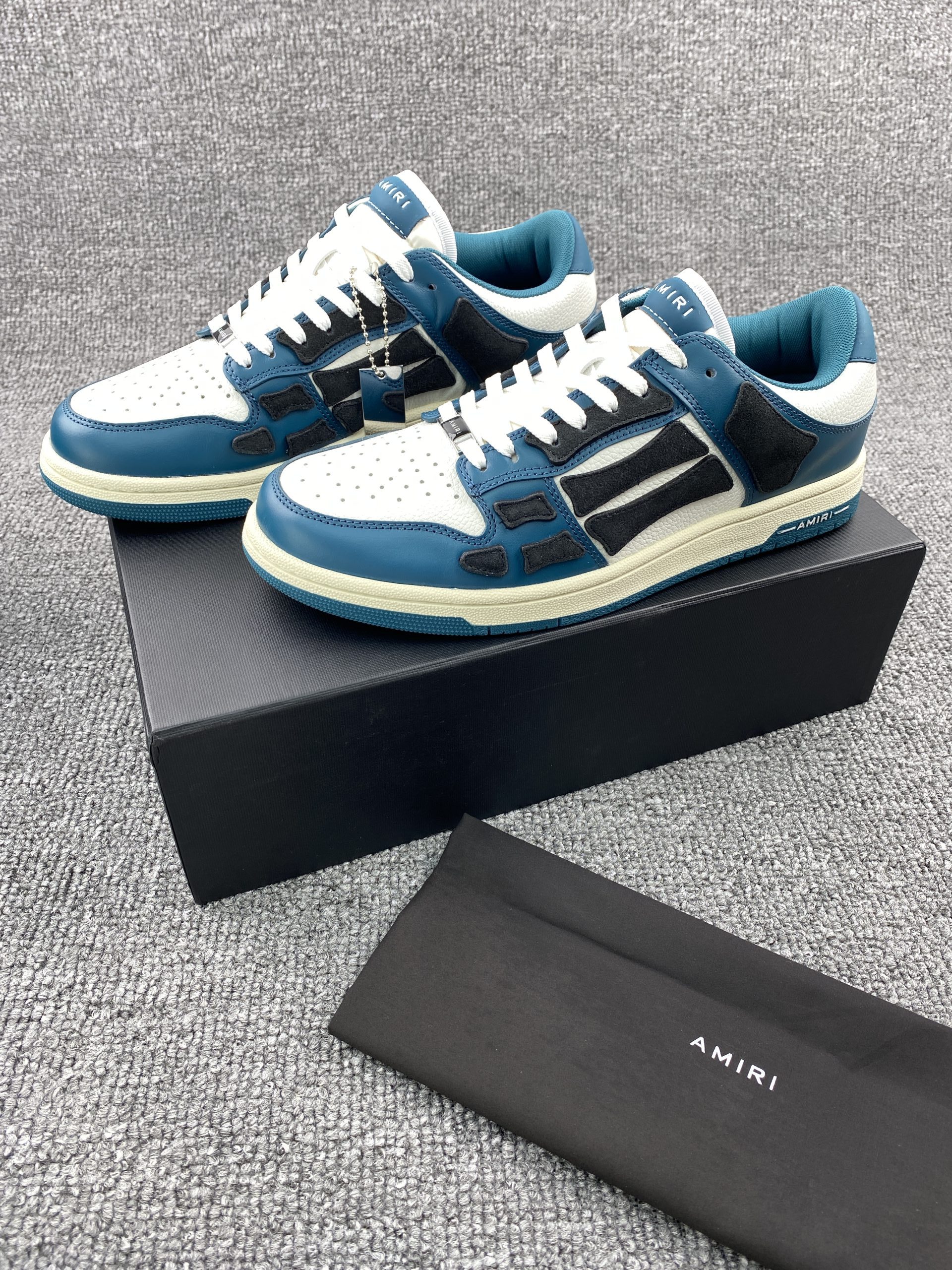 AMIRI Skel Top Low White Navy Blue Black