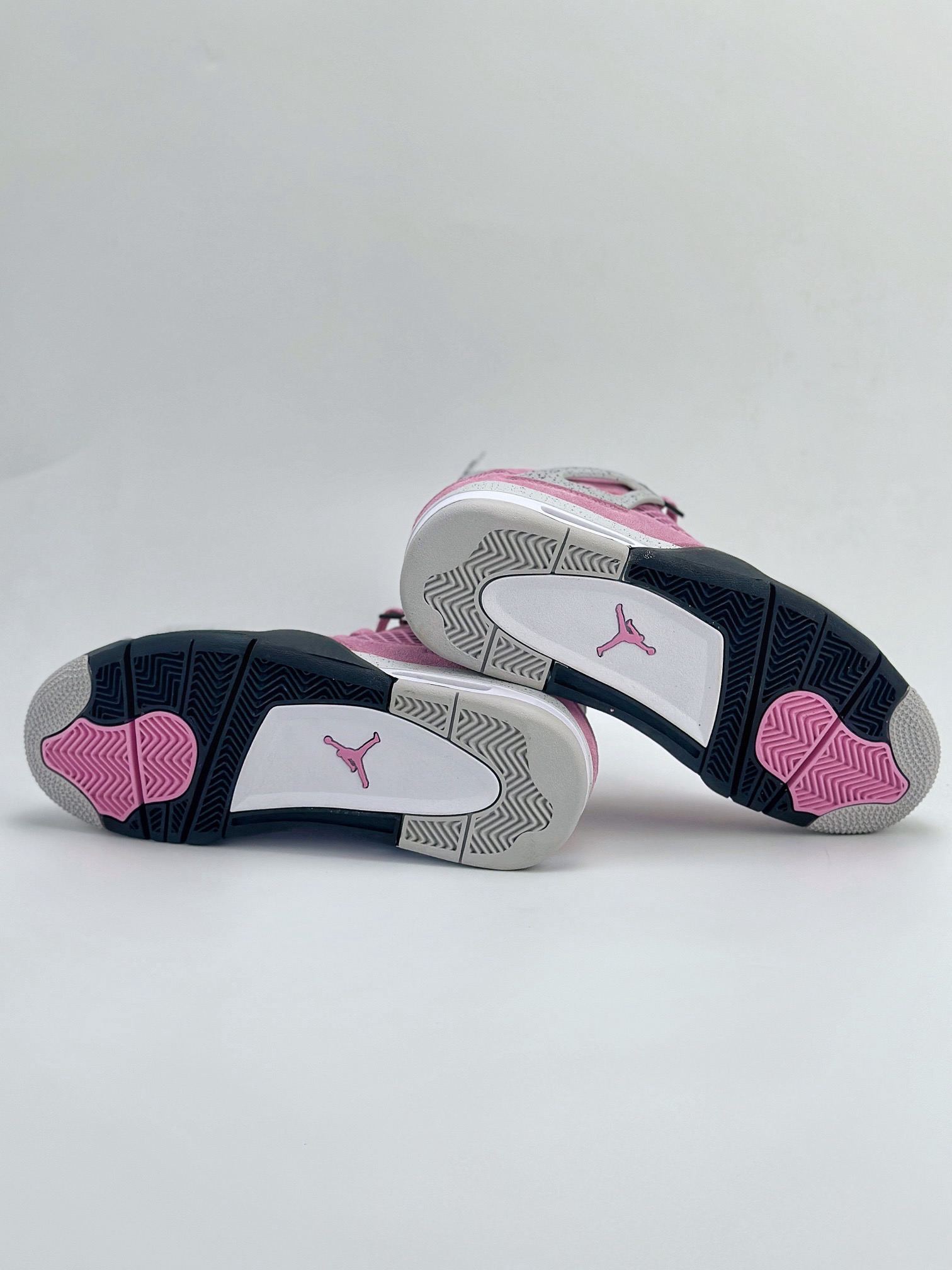 Air Jordan 4 WMNS Orchid Pink