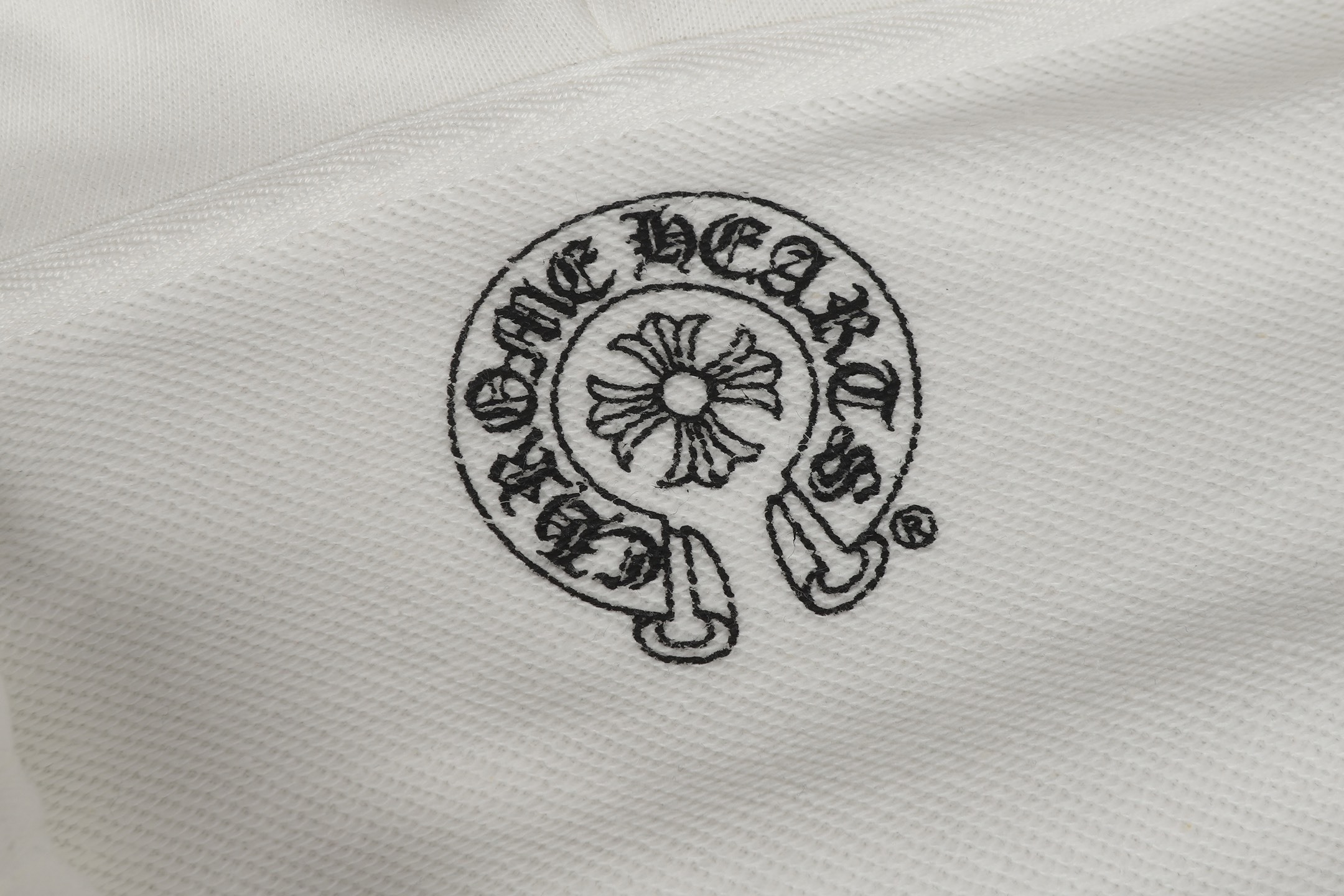 Ch*0me heart white zip up hoodie